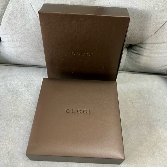 GUCCI Brown Necklace Box + Outer Box7.30x7.30x2 inches